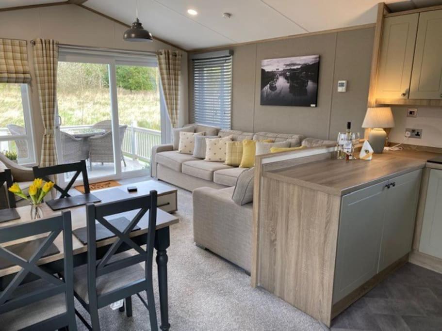 Honeybee Lodge Morpeth Exterior photo